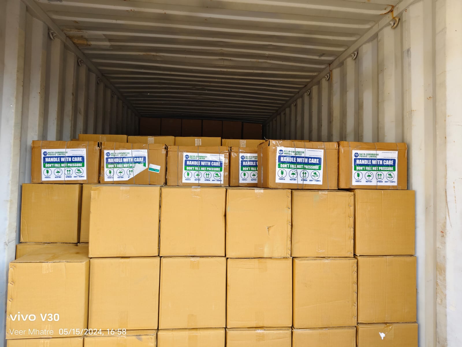 Glass bottle export packing for Greece - view 3